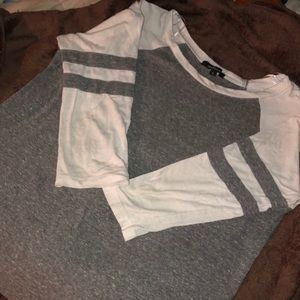 Gray and white baseball tee